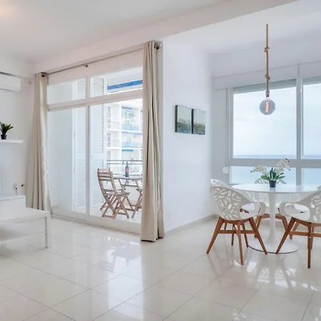 Skol Sea Views Apartment Marbella
